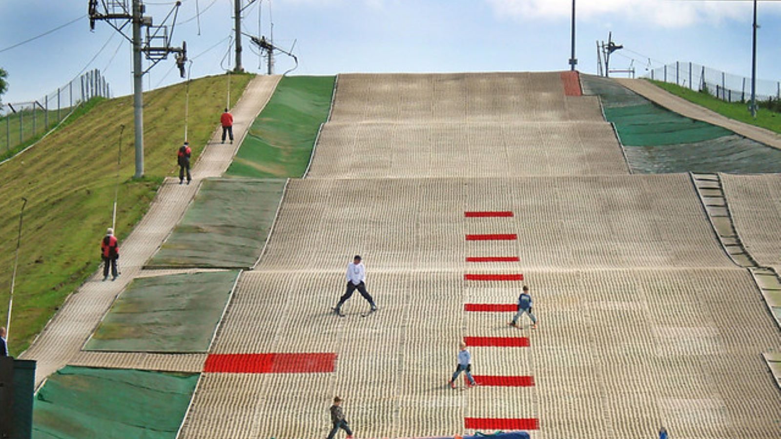 Ski Slope 3 Aspect Ratio 1600 900