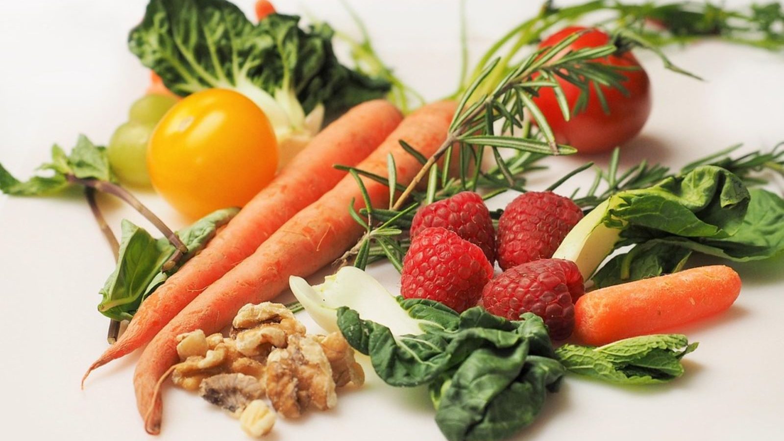 Vegetables 1085063 960 720 Aspect Ratio 1600 900