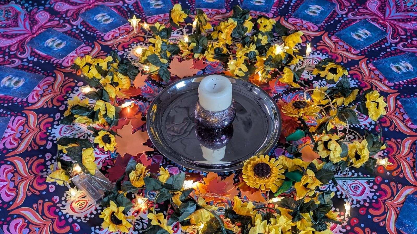 Womens Circle Aspect Ratio 1600 900