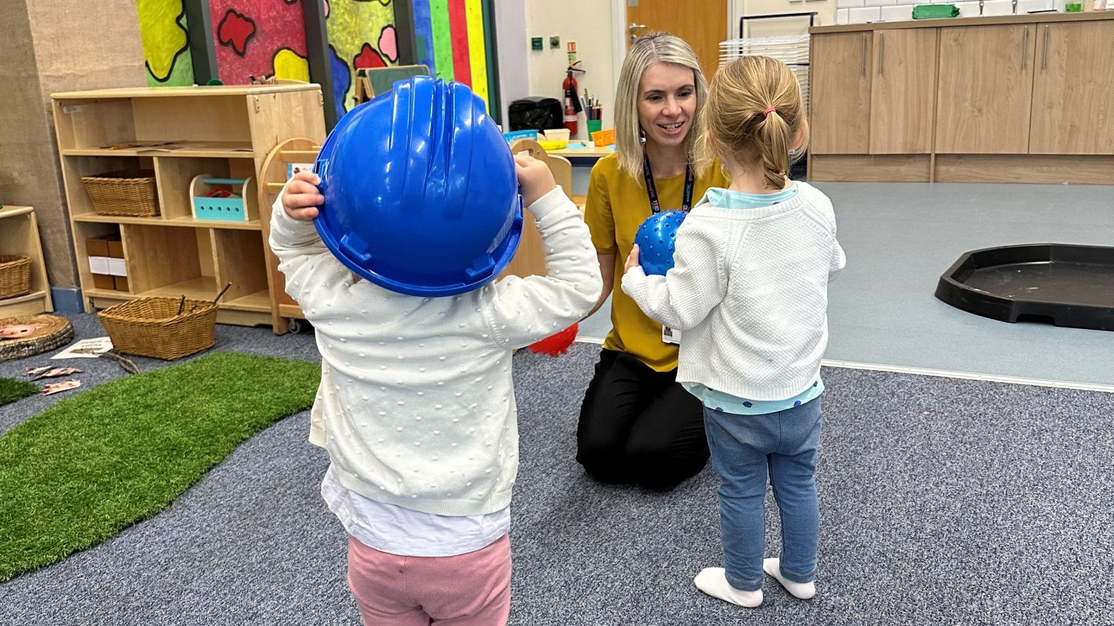 Childminder Network 1 Scaled Aspect Ratio 1600 900