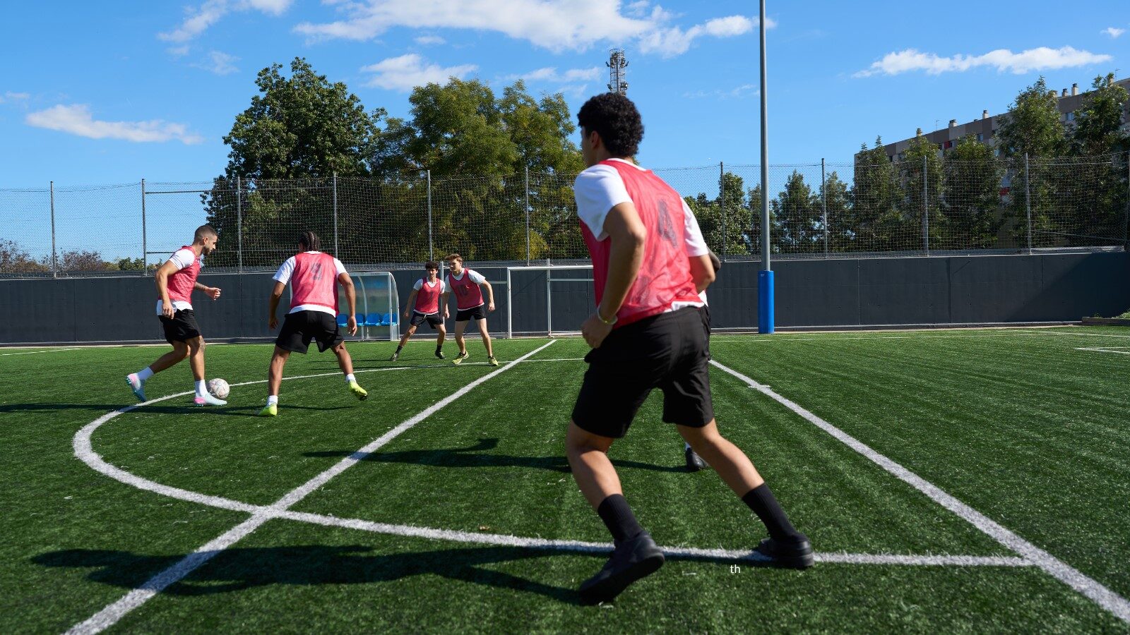 Football NEYDL Aspect Ratio 1600 900