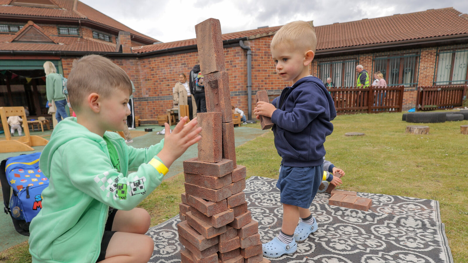Outdoor Fun Scaled Aspect Ratio 1600 900